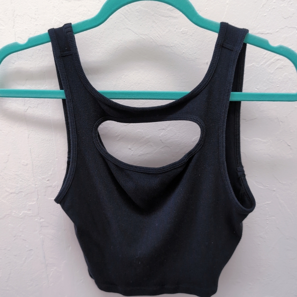 Lululemon crop tank